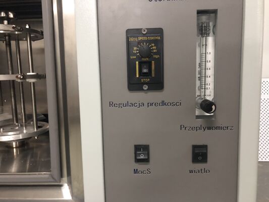 LIYI ASTM1171 Динамическое озонное испытательное оборудование испытательная камера для старения